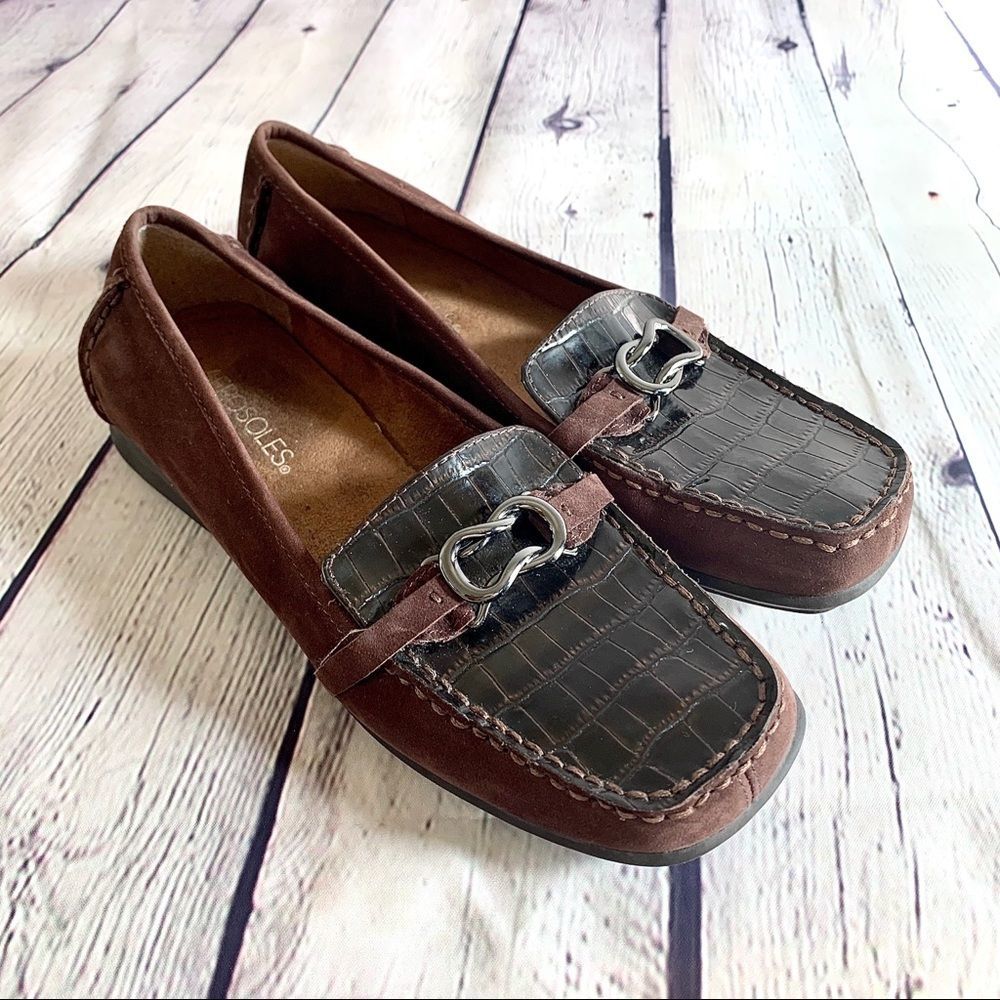 Aerosoles Brown Suede Leather Loafers Size 7